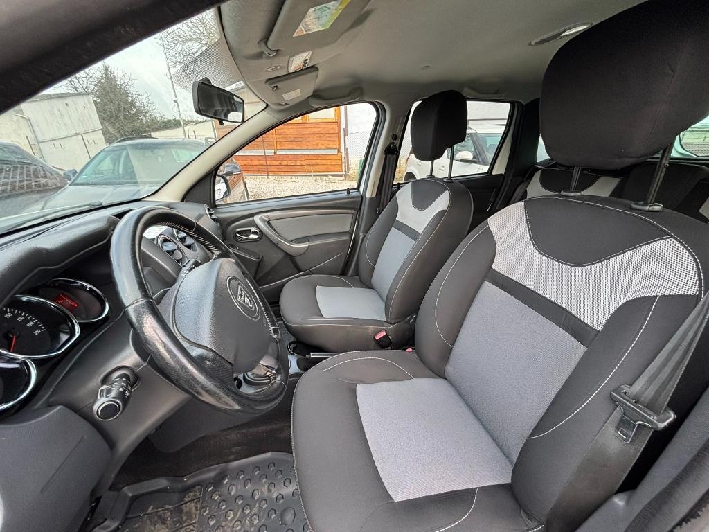 Dacia Duster 1.6 SCe 84kw r.v.2017 - 11