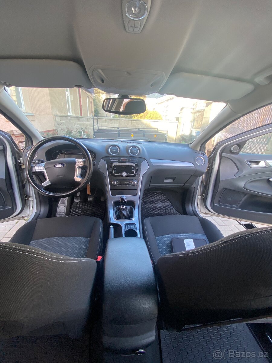 Ford Mondeo Combi 2.0 TDCi 103 kW r.v.2012 - 11