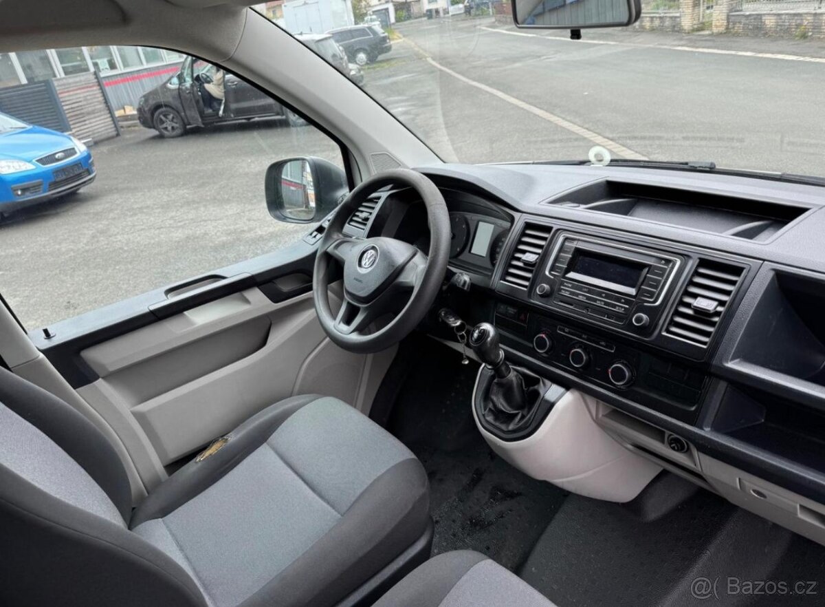 Volkswagen Transportér - 11