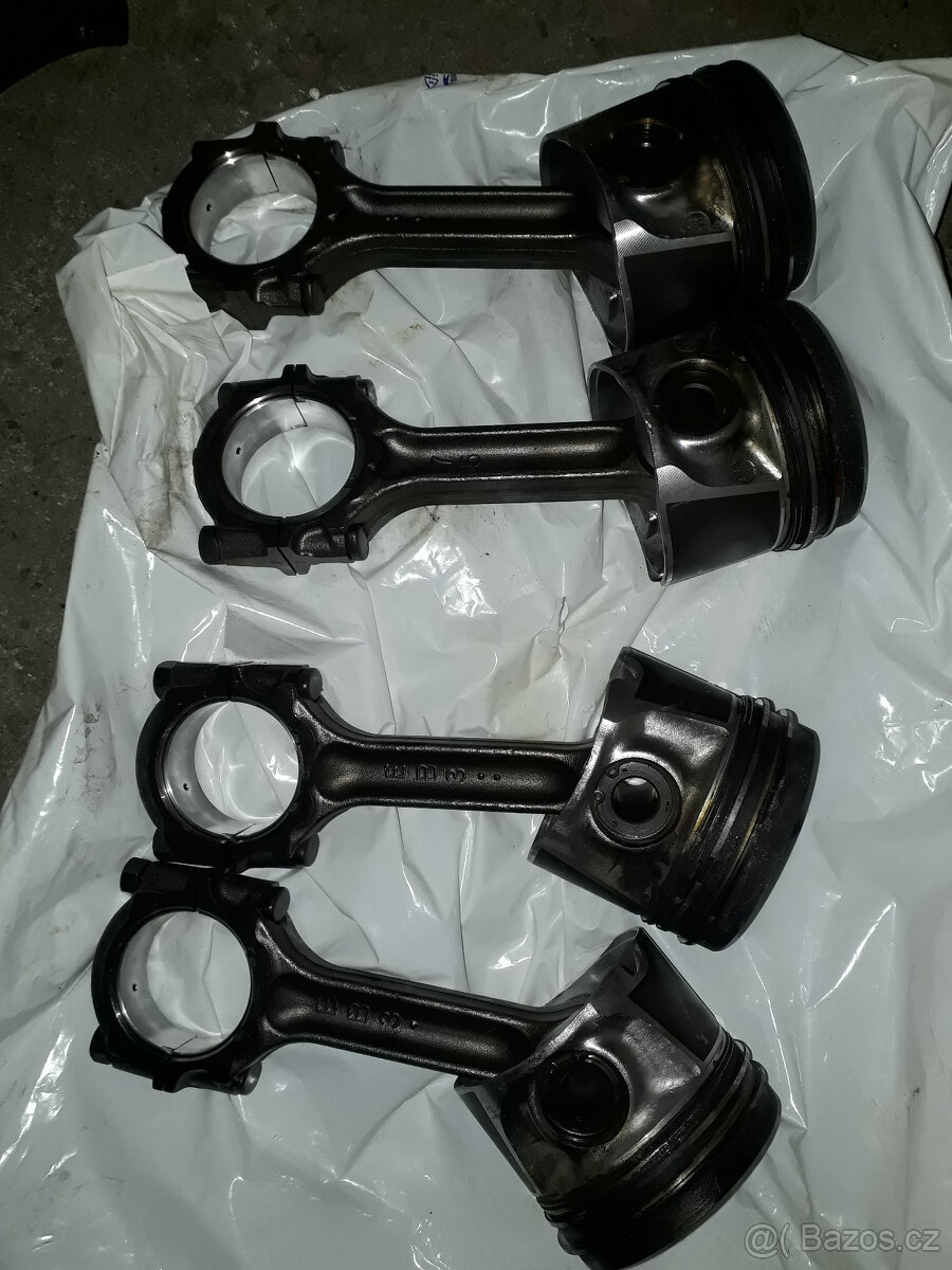 Díly motoru 2,5dci 140kW Nissan Navara/Pathfinder 2010- - 11