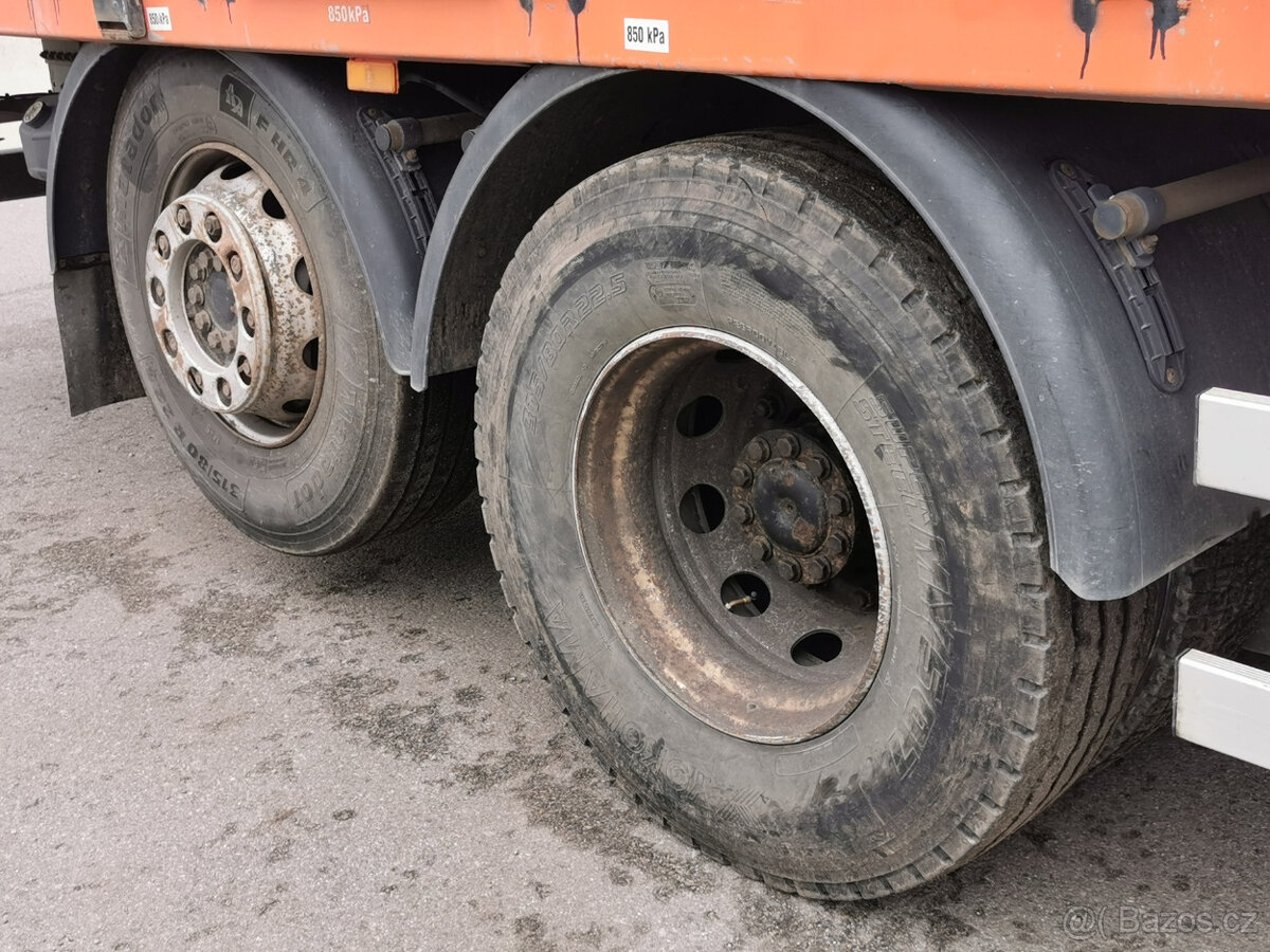 Prodám MERCEDES-BENZ AXOR 2533 L 6X2 E4 valník s hydr. rukou - 11