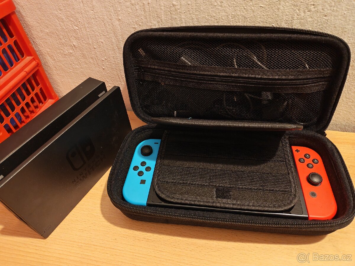 Nintendo switch + hra - 11