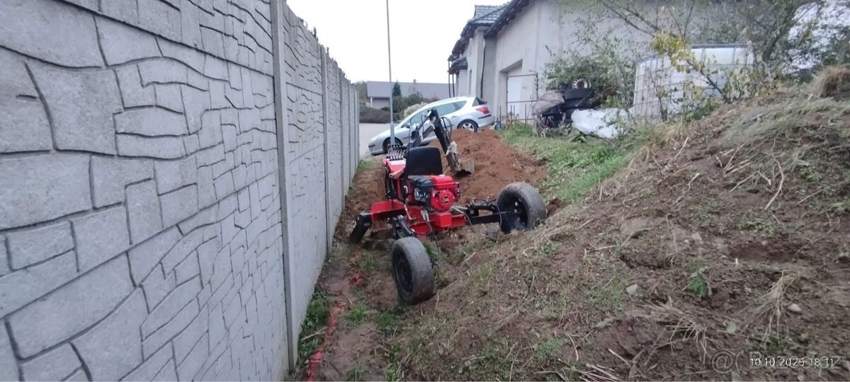 Minibagr menzi muck - 11