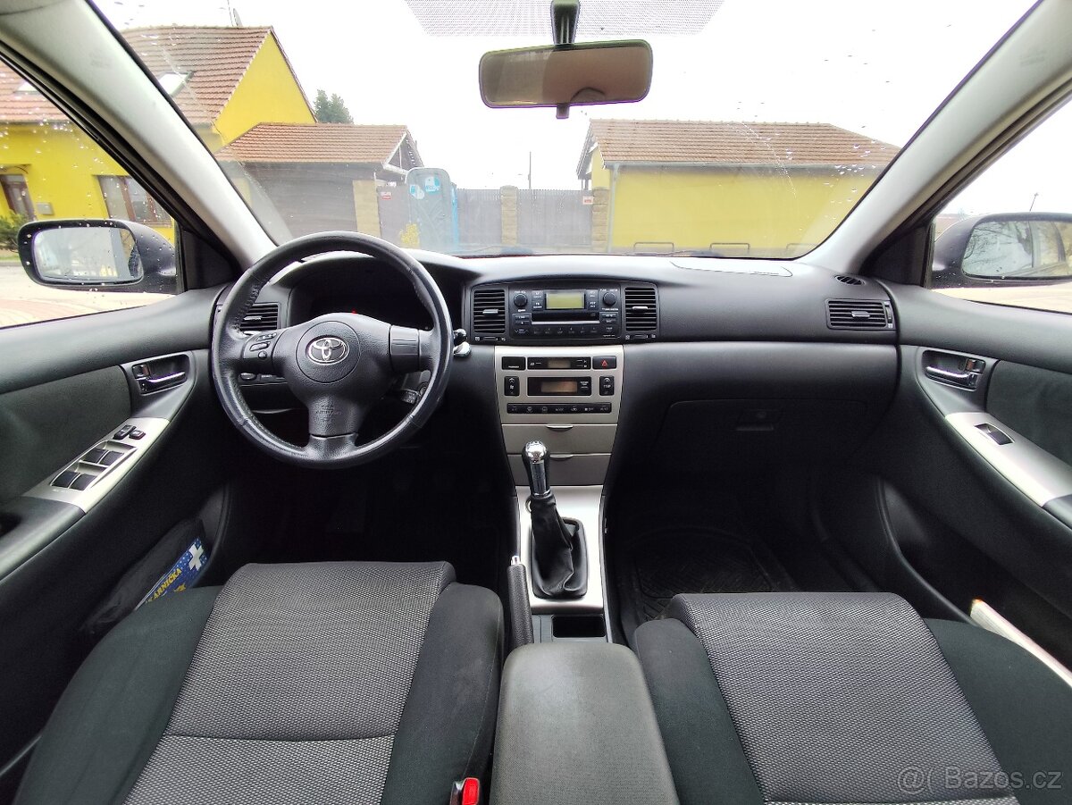 Toyota Corolla 1.6i 81kw E12U - 11