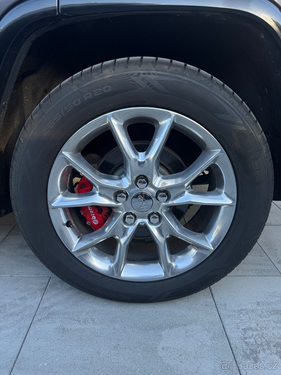 Jeep Grand Cherokee wk2 - 11