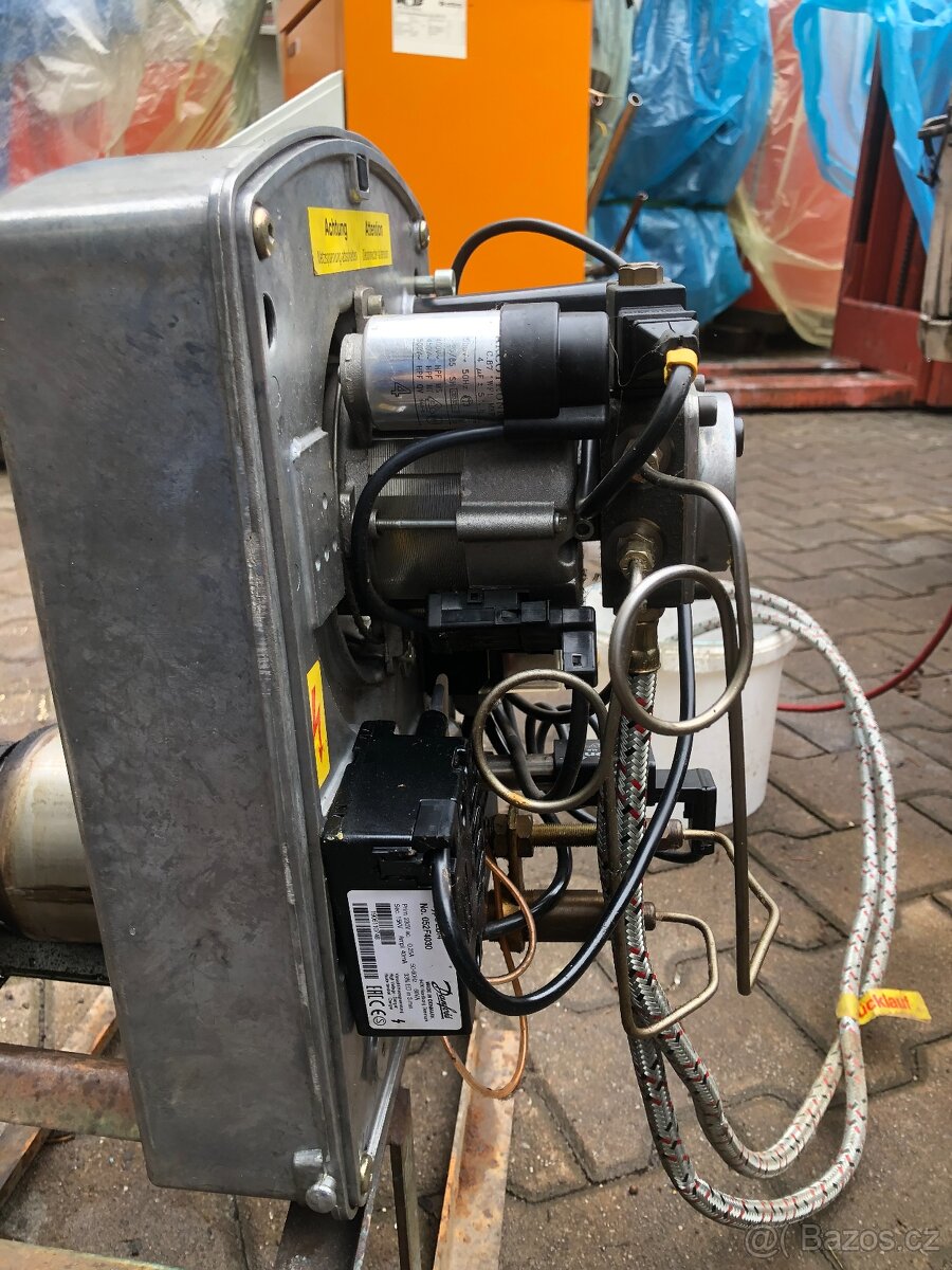 Prodám litinový kotel na olej 15-22 Kw - 11