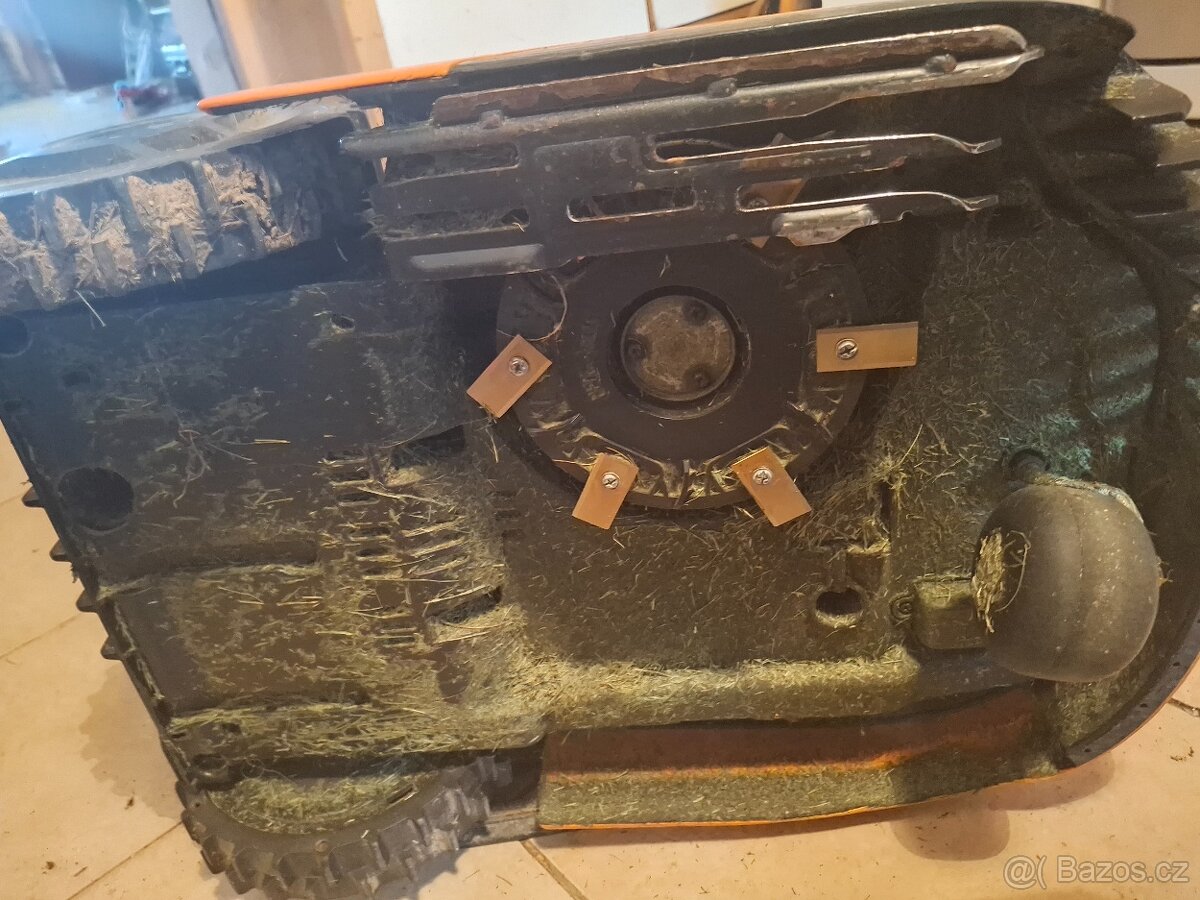 Rooticky sekačka Worx - 11