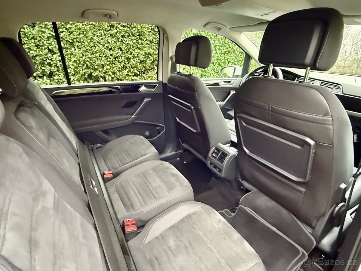 VW TOURAN 2,0TDi 110kW HIGHLINE TAŽNÉ ACC Vyhř.OKNO ČR - 11
