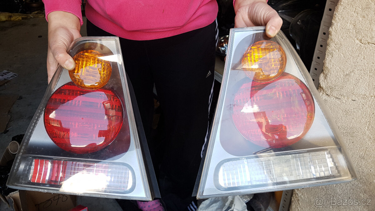 Světla lampy BMW E60 E61 E46 E91 E39 E65 F10 F11 E83 F10 F11 - 11