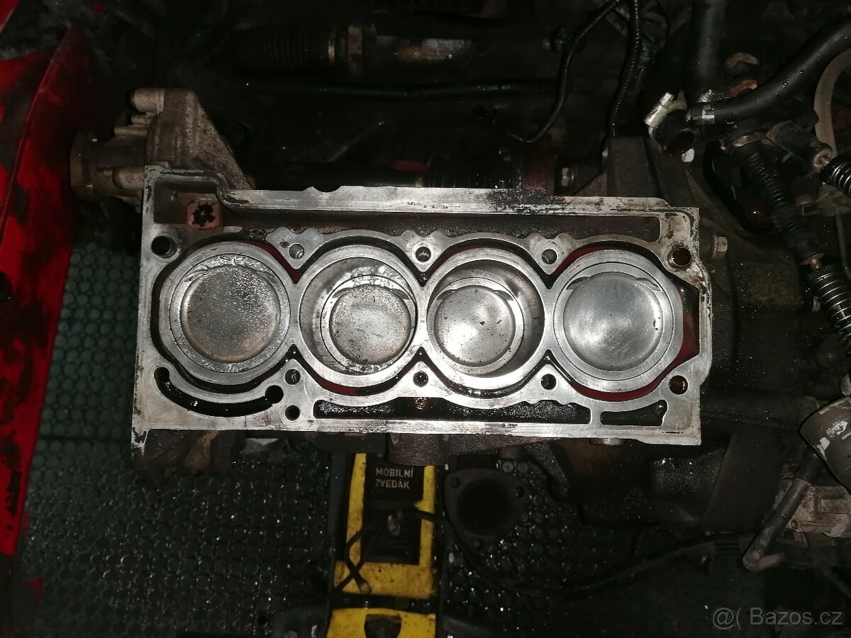 Škoda fabia 2 1.6 16v 77kw - 11