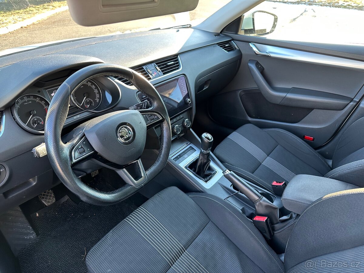 Prodam skoda octavia 1.6tdi 85kw rv 2019 - 11