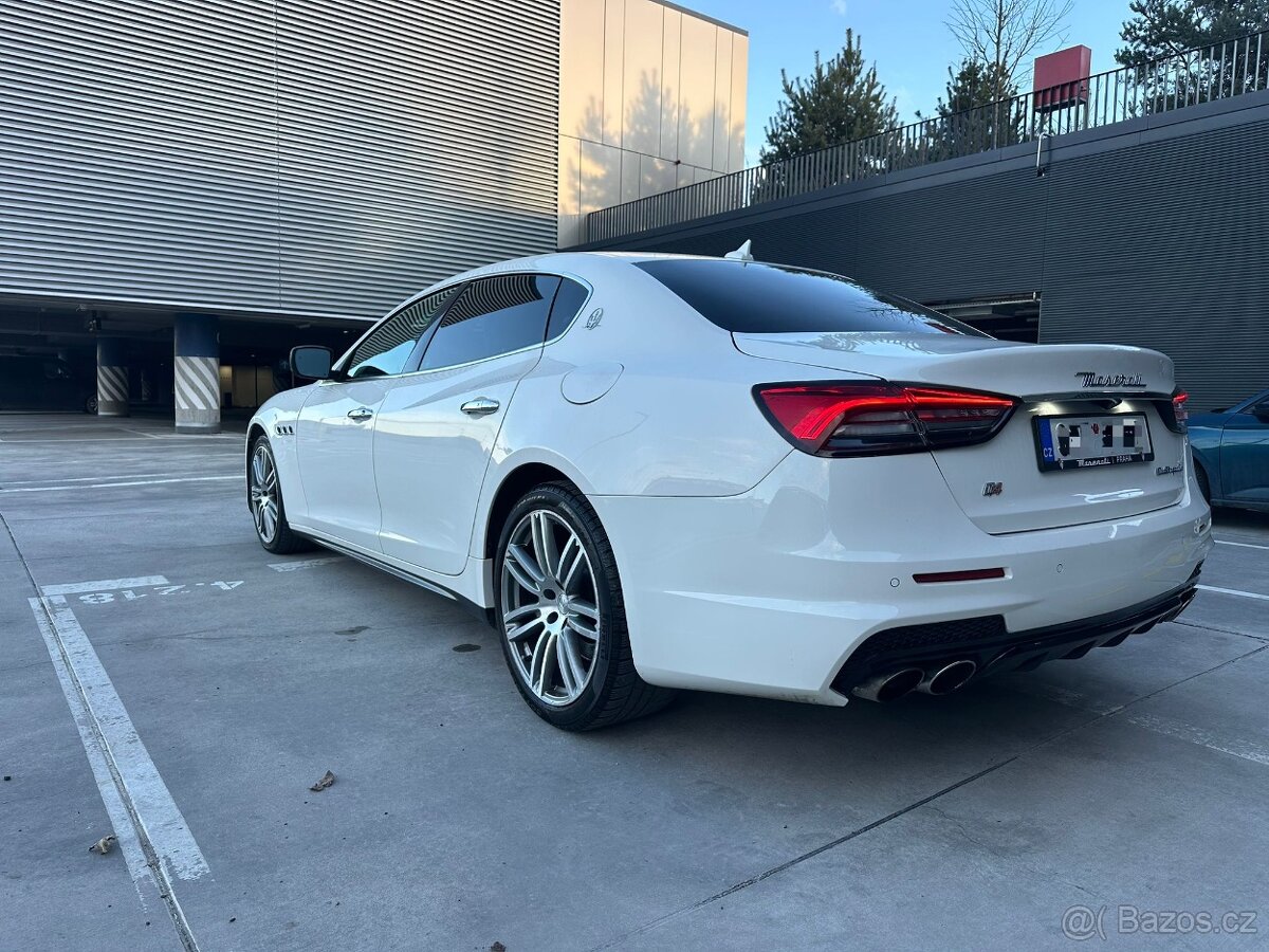 Predám Maserati Quattroporte SQ4 2017 - 11