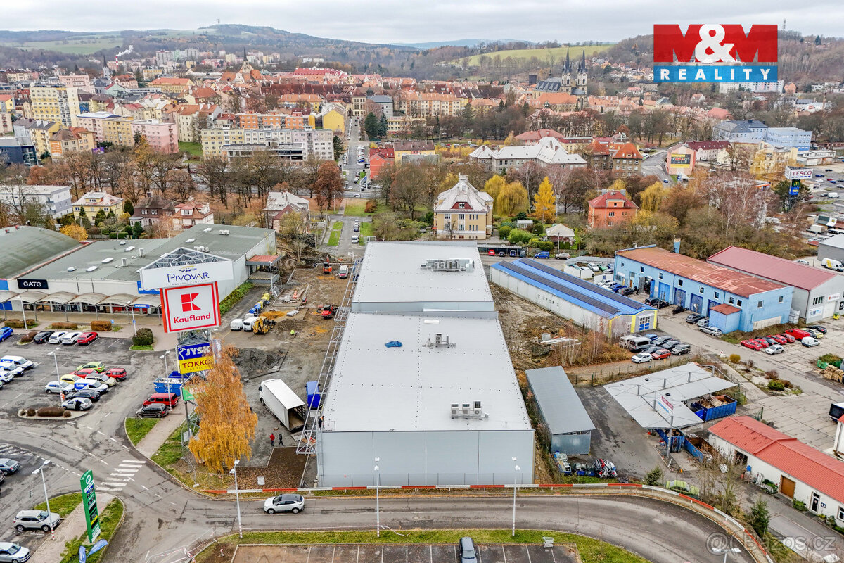 Pronájem skladu, 2200 m², Cheb, ul. Karlova - 11