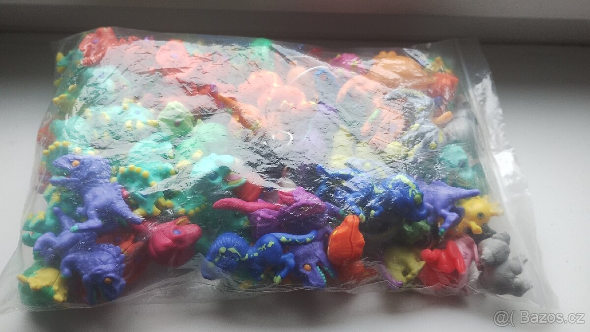 Kinder Joy figurky atd. - 11