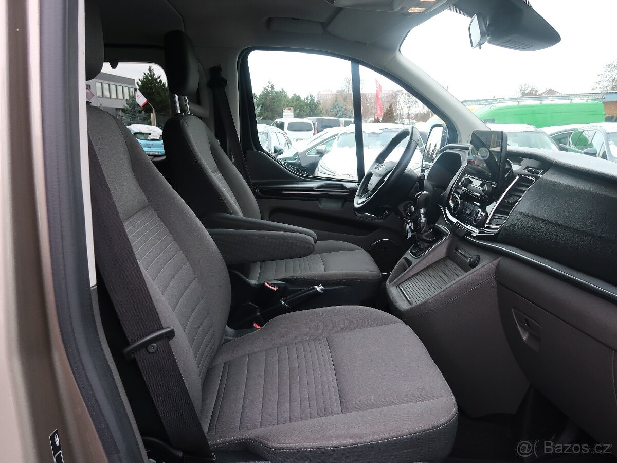 Ford Tourneo Custom 2.0EcoBlue,136kW,L2,8míst,serv.kn. - 11