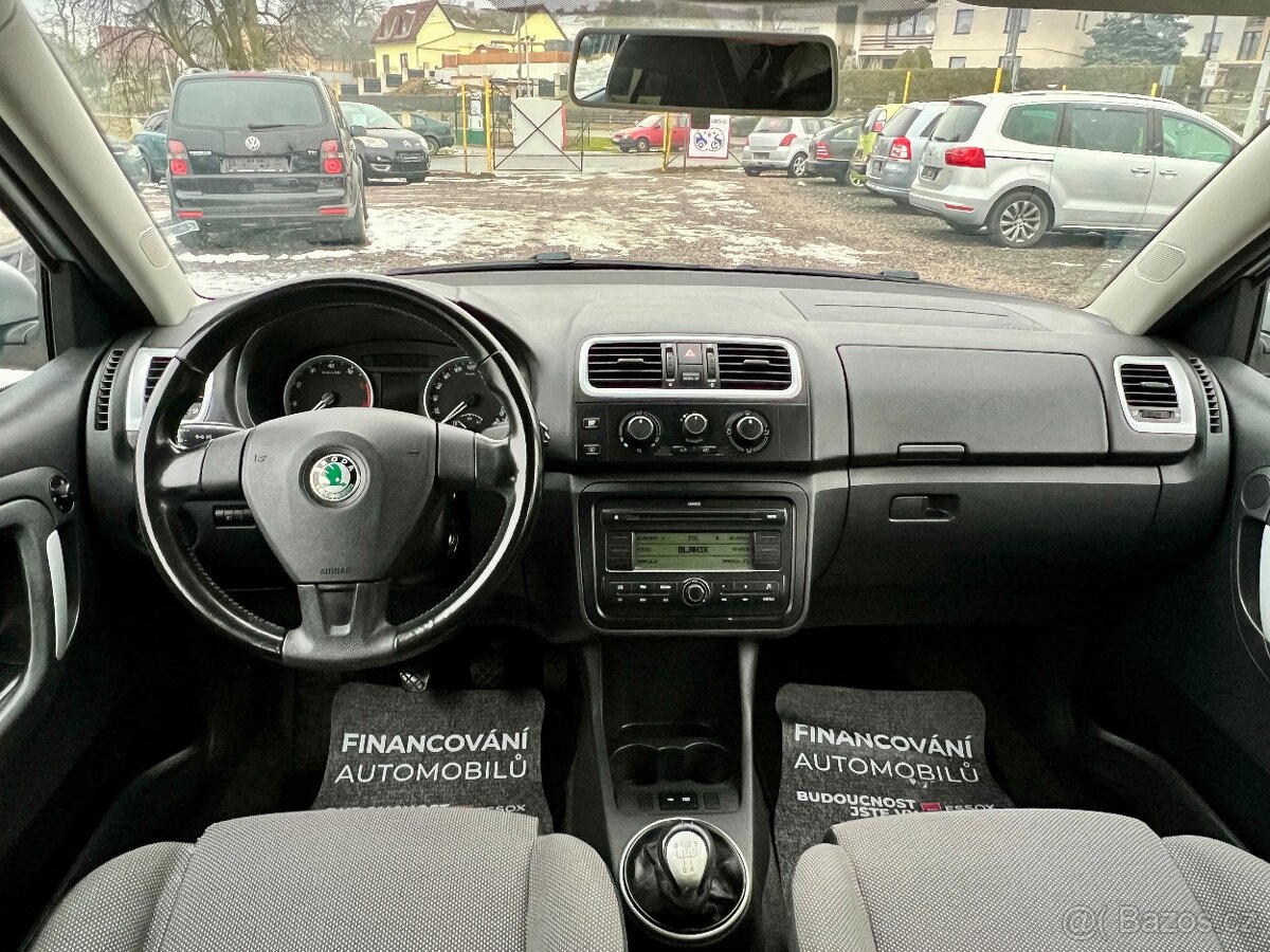 Škoda Fabia 2 1.4i 63 kW Sport Klima,Servis,BezKoroze - 11