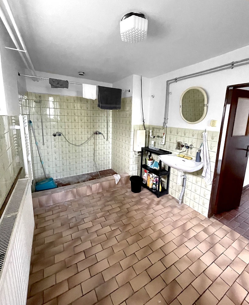 Pronájem objektu skladové prostory, kanceláře, 250m2 - 11