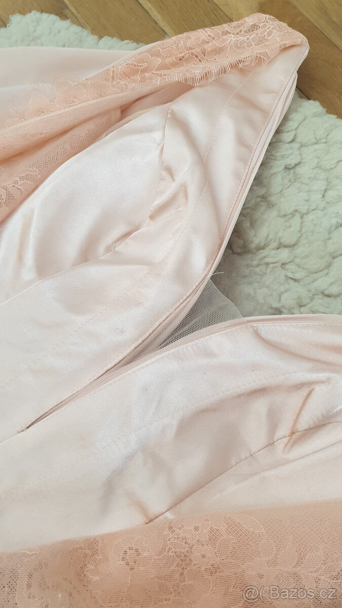 Forever Unique večerní šaty s vlečkou, 38 (M) - 11