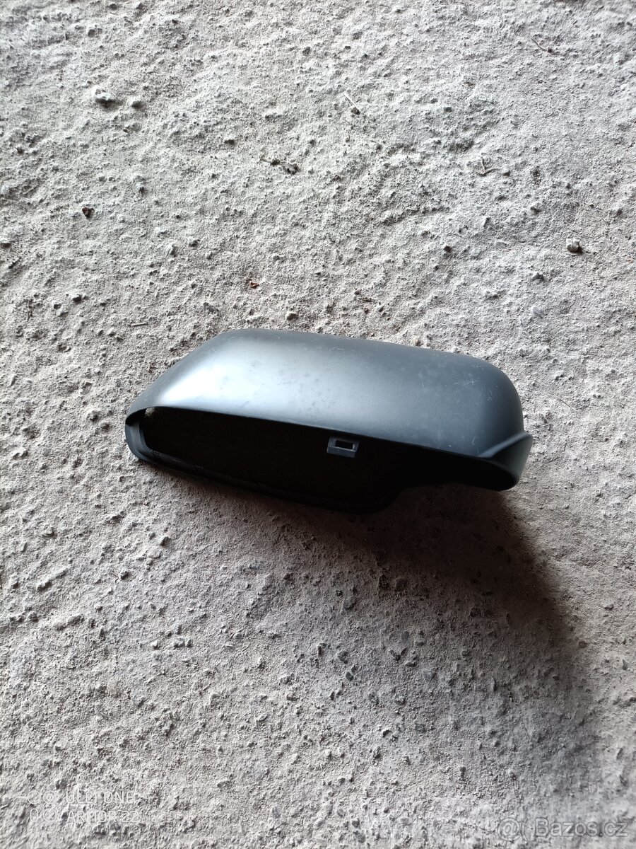 Kryty předních zrcátek - 11