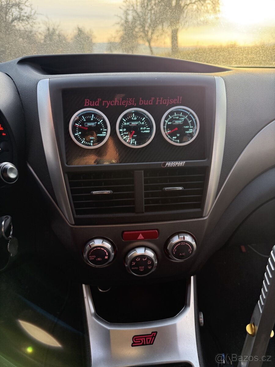 Subaru impreza STI - 11