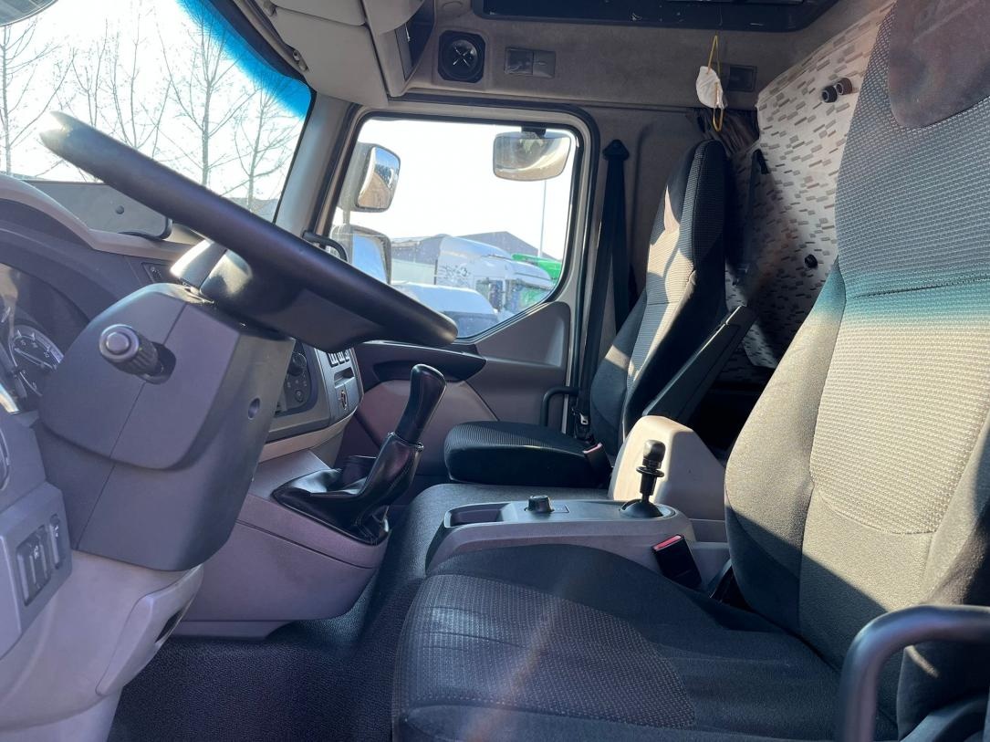 DAF LF 220 MANUÁL EURO VI + AGADOST D11-B1 - 11