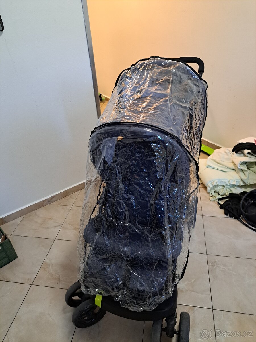Kočárek sourozenecký - 11