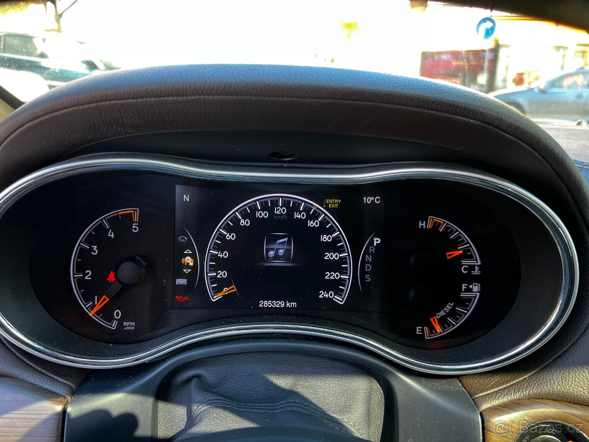 Jeep Grand Cherokee, Overland 3,0 CRDi 184 Kw, R.v.: 2014 - 11