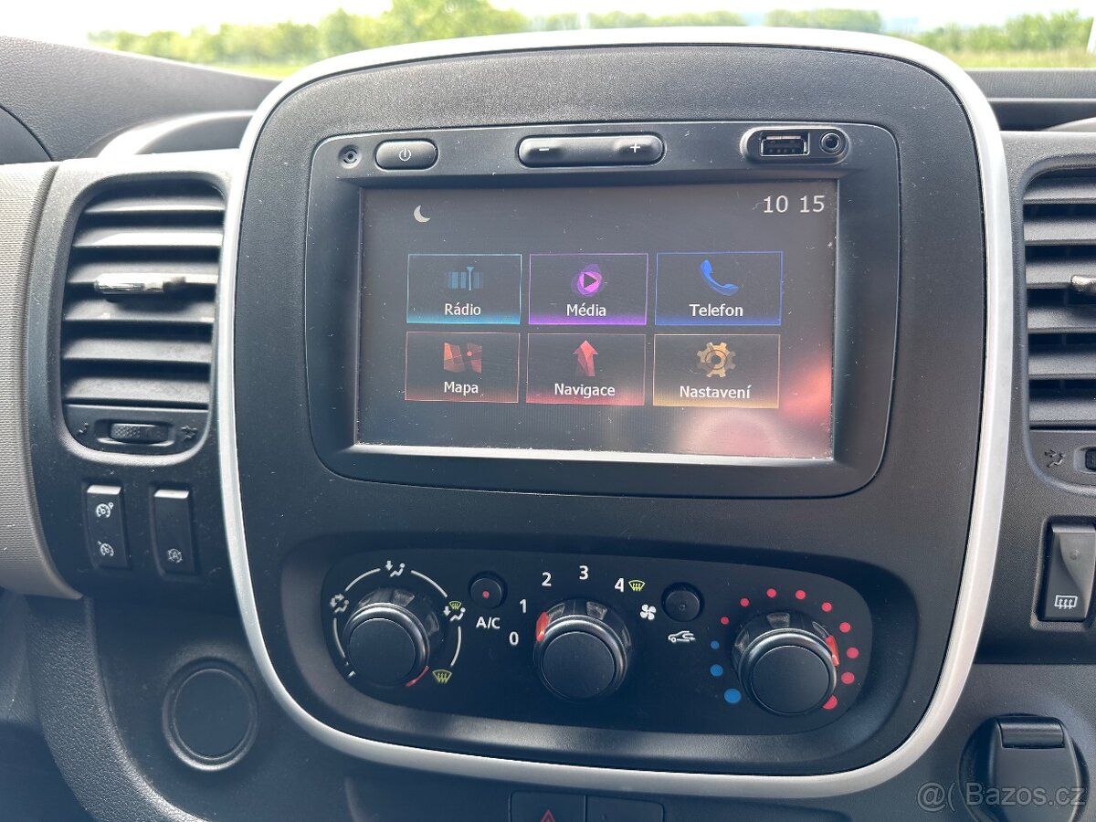 Renault Trafic 1.6dCi 92kw, 8 míst, SERVIS, ČR - 11