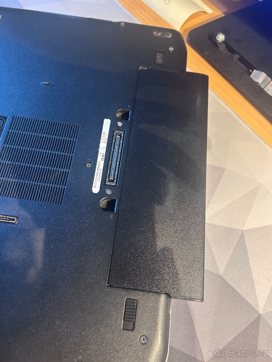 Dell Latitude E6420 - 11