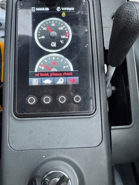 Pásový bagr Eurotrac HE20 - 11