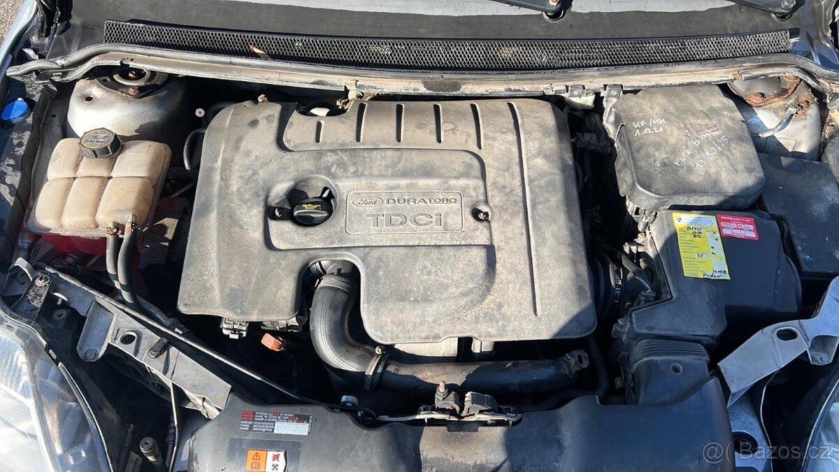 Prodám Ford Focus facelift,1.6 TDCi 80kw rok 2009, 259000km - 11