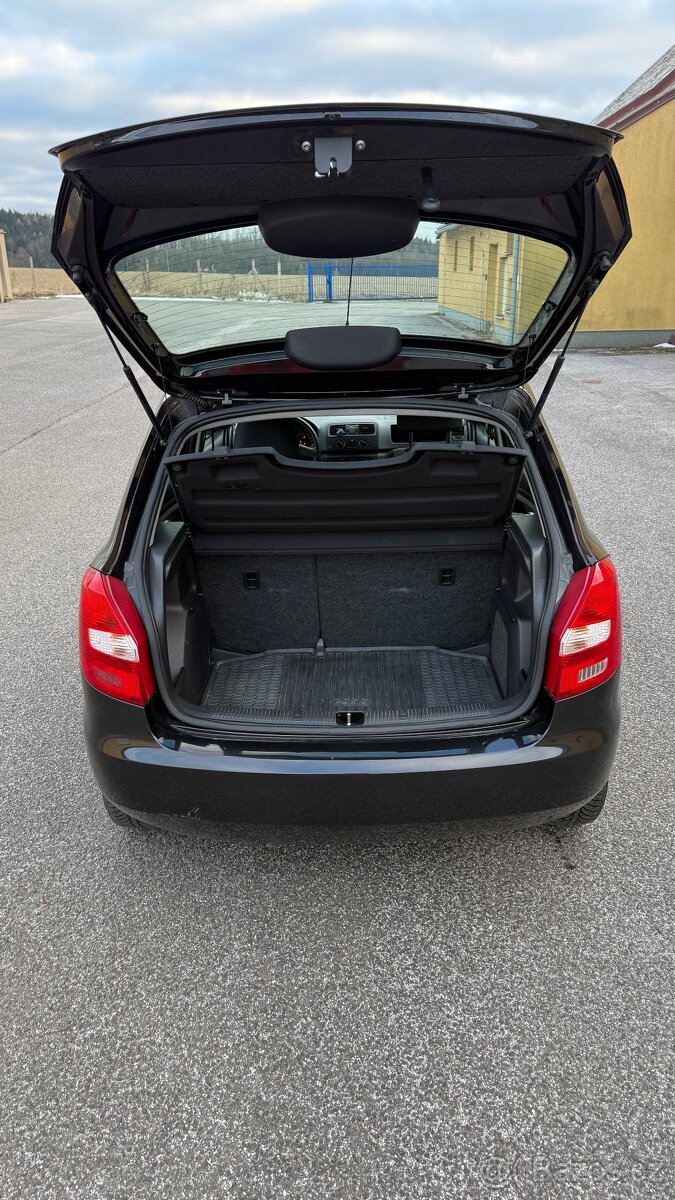 Škoda Fabia 1.2htp 171tkm - 11
