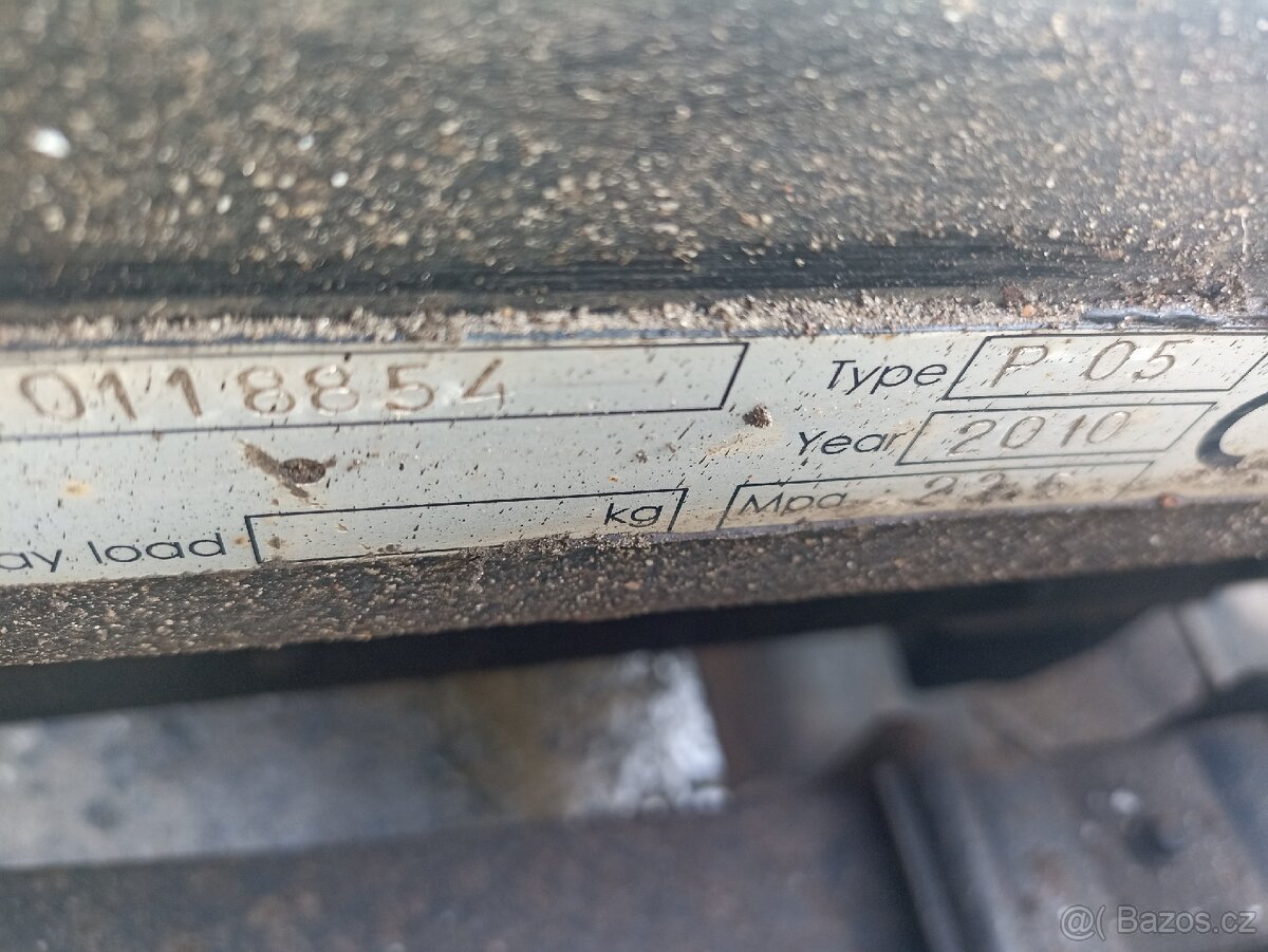 Hákový nosič 7.5 tuny - 11