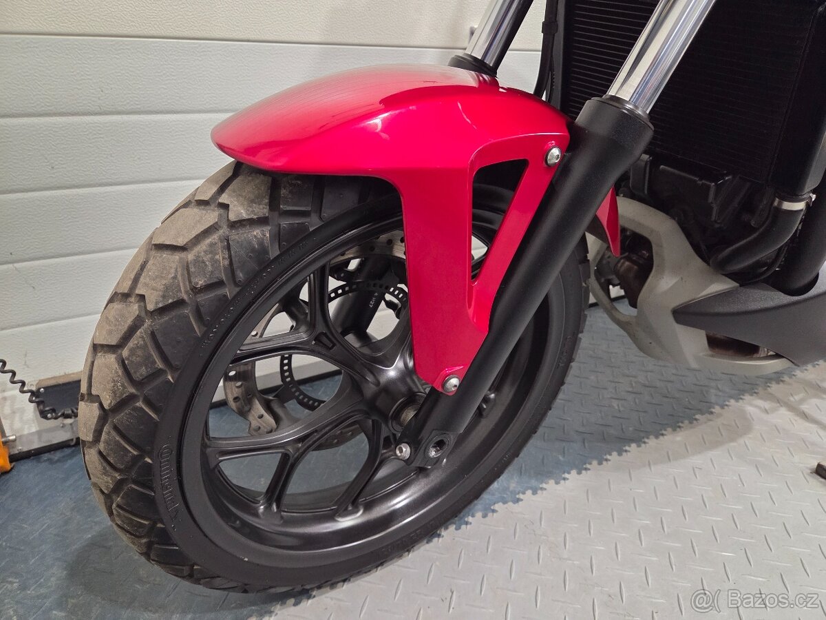 Honda NC 750 X - ABS - 19 tis km - 11