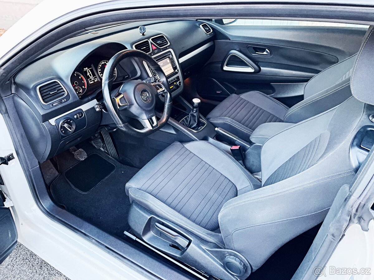 VW SCIROCCO SPORT TEAM 2.0TSI 155KW NOVÉ ROZVODY TOP STAV - 11