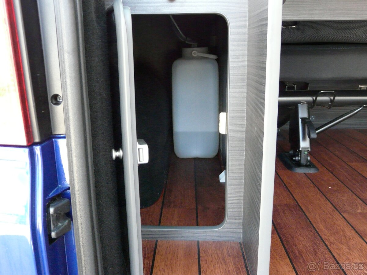 OBYTNÁ VESTAVBA VOLKSWAGEN TRANSPORTER T5,T6, -DPH - 11