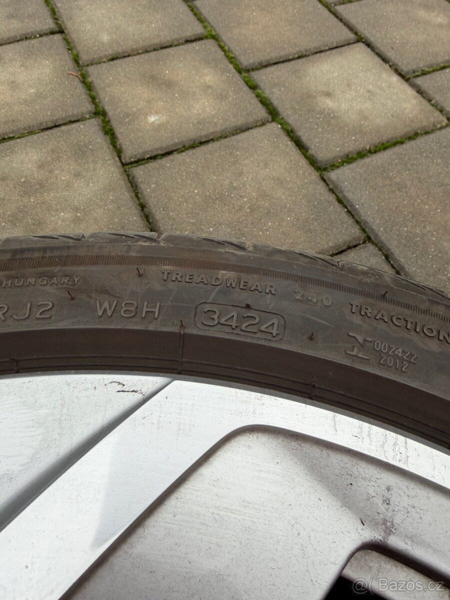 Letní sada Škoda Altair 19" + Brigestone 225/40 R19 - 11