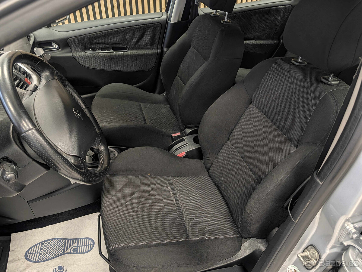 Peugeot 207 1,4 i - 11