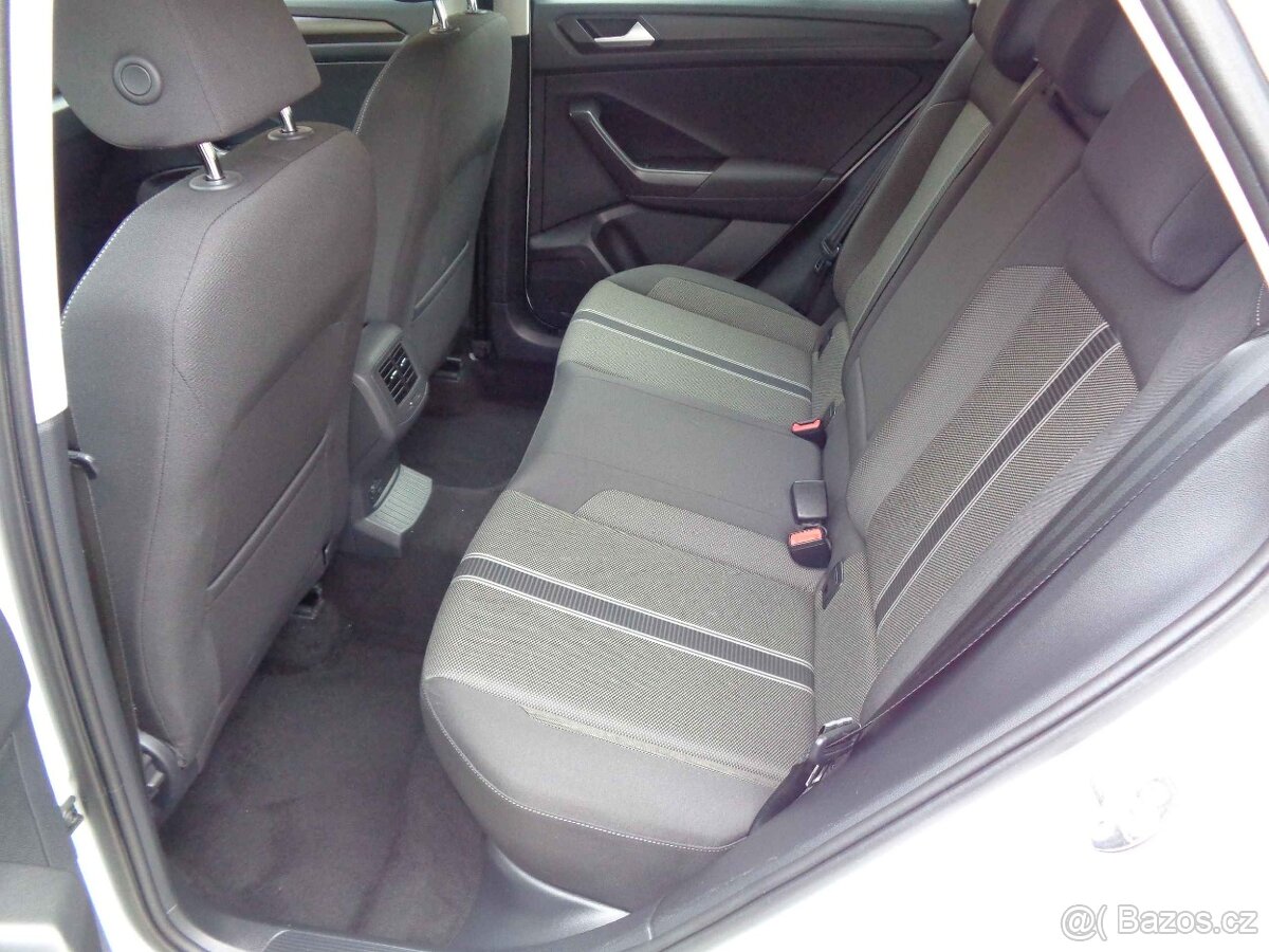VW T-roc 1,6 TDI COMFORTLINE - 1563 - 11