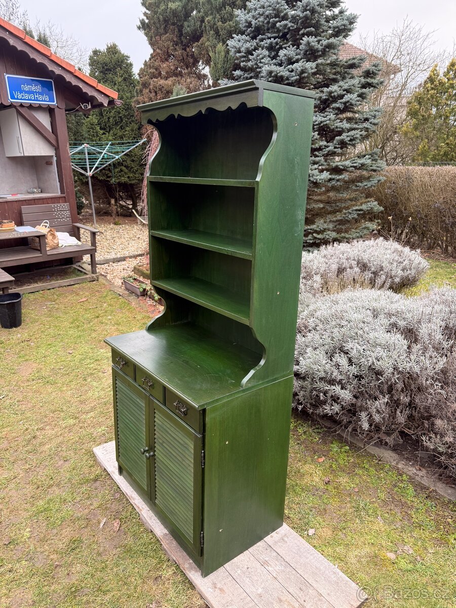 Zelený retro nábytek na chalupu - 11