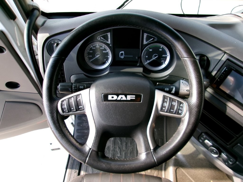 DAF XF 480 - 11