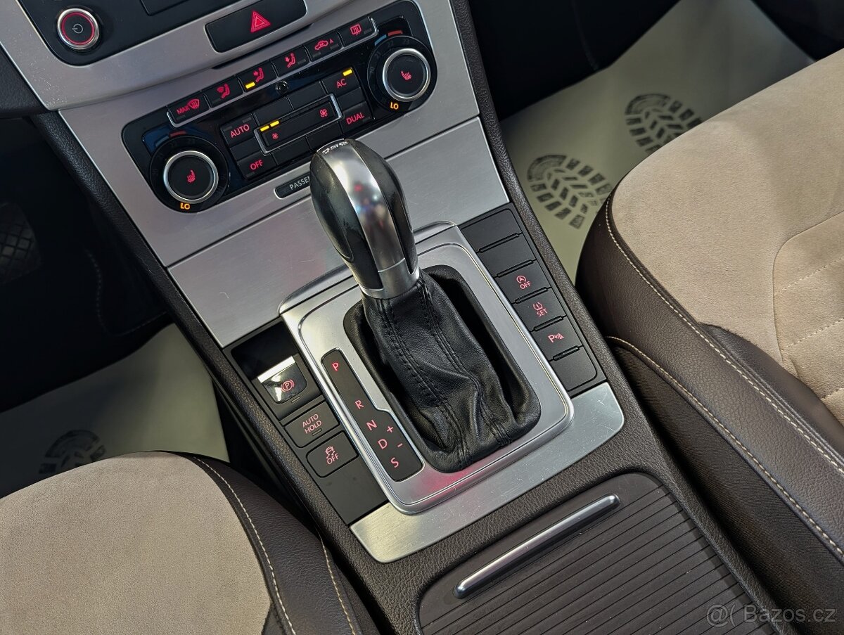 Volkswagen Passat VARIANT 2.0TDi DSG HIGHLINE, PDC, TEMPOMAT - 11