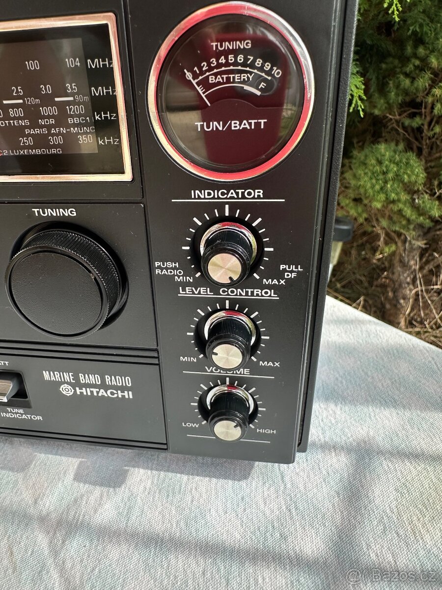 Hitachi Navigator II námořní rádio KH 1170 E rok 1977 - 11