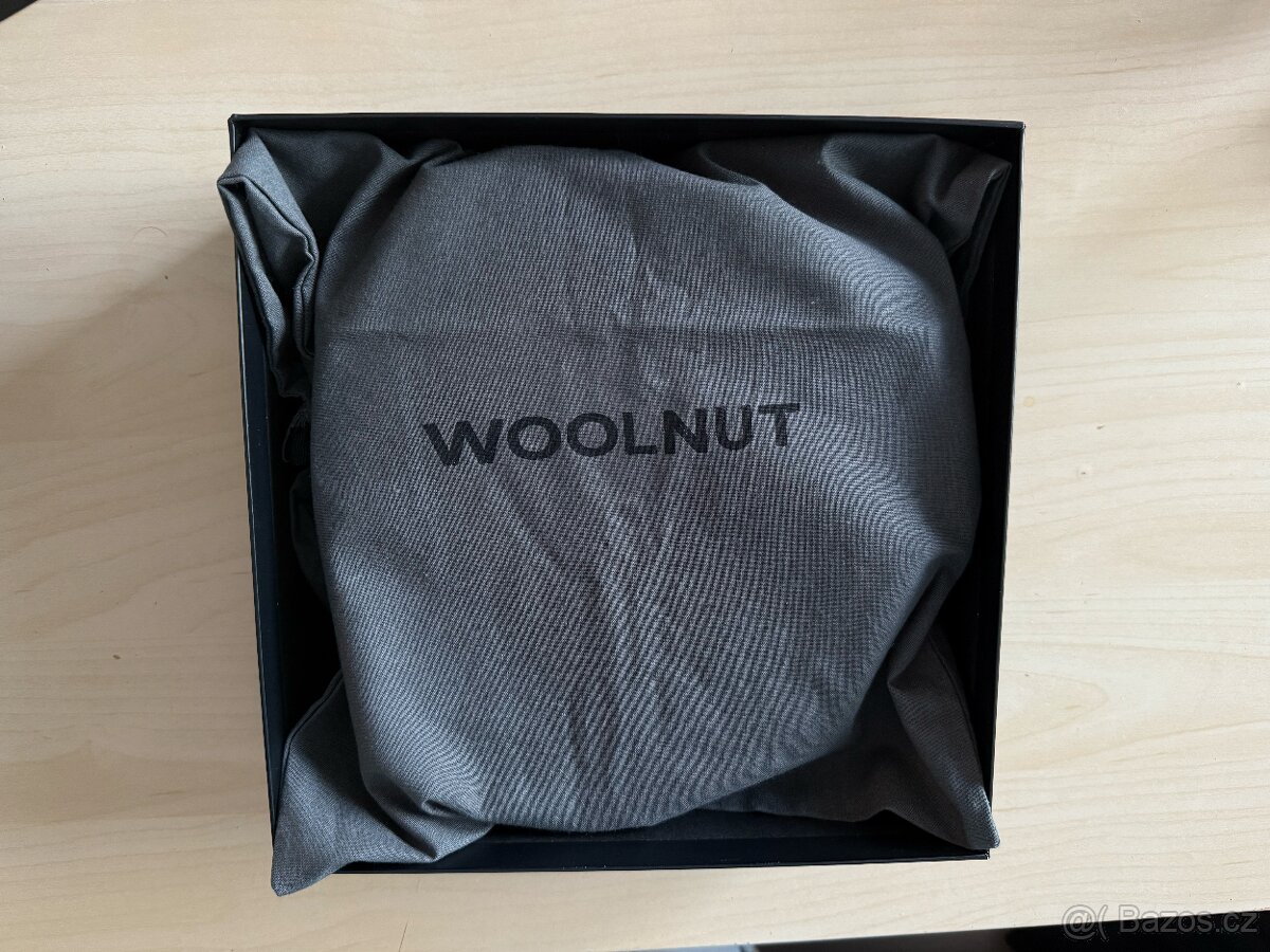 Kožené pouzdro pro AirPods Max černé Woolnut - 11