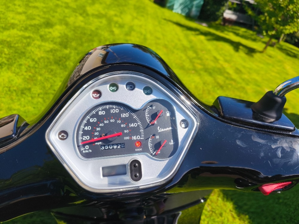 Vespa GTS 125 i.e. (2013) SLEVA - AKCE - 11