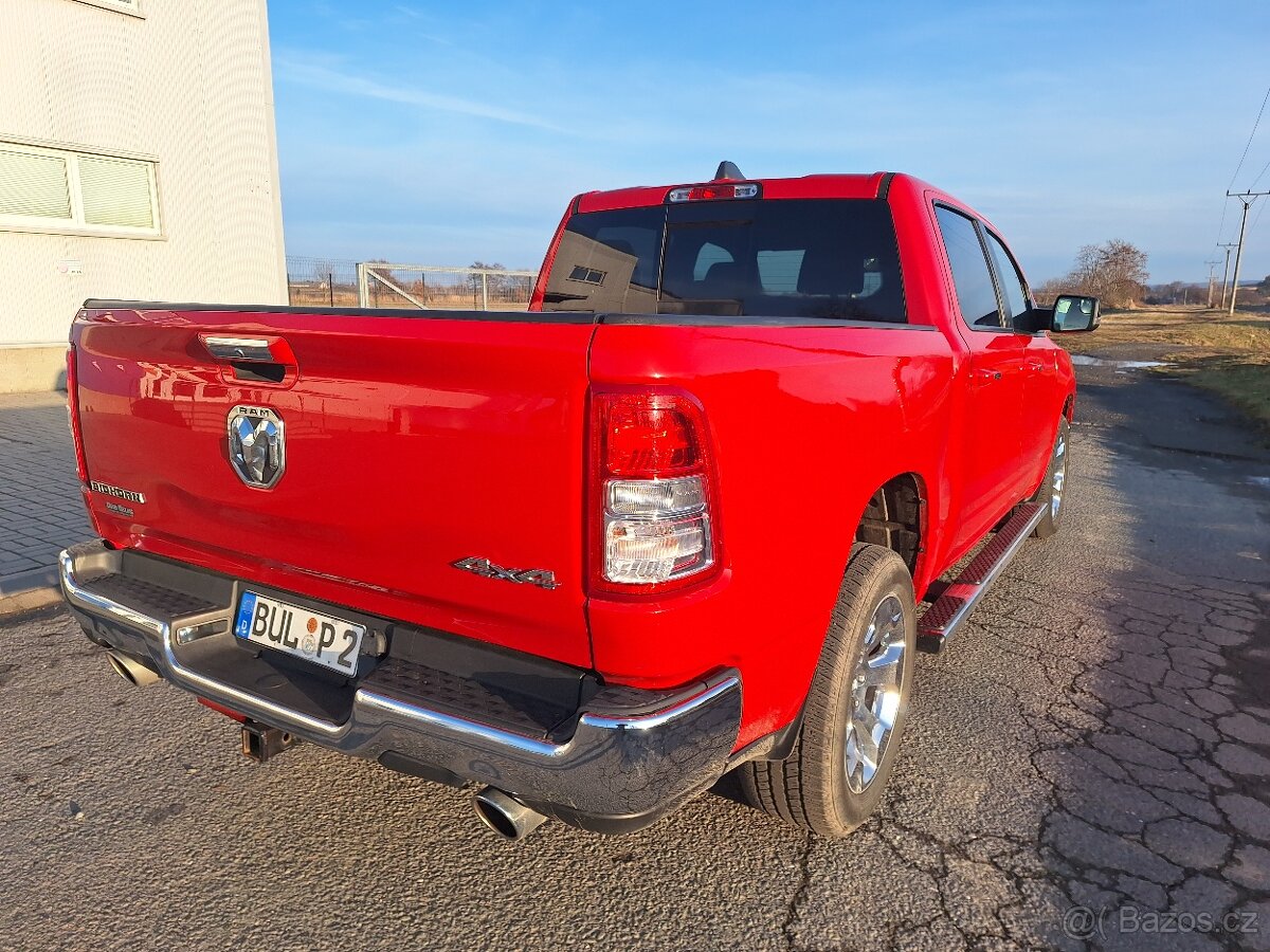 Dodge RAM 1500. 5.7 Hemi r .2019. Pouze 23.000km - 11