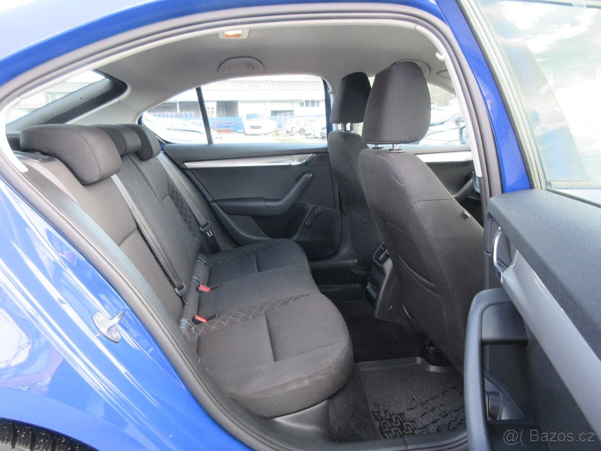Škoda Octavia 1.0 TSI Active - 11