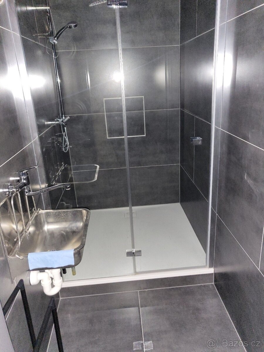 Prodej vybavení a zařízení Showroom a kanceláře Karlín - 11