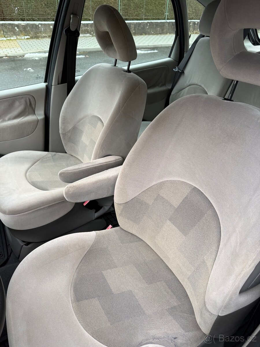 Citroen xsara picasso - 11