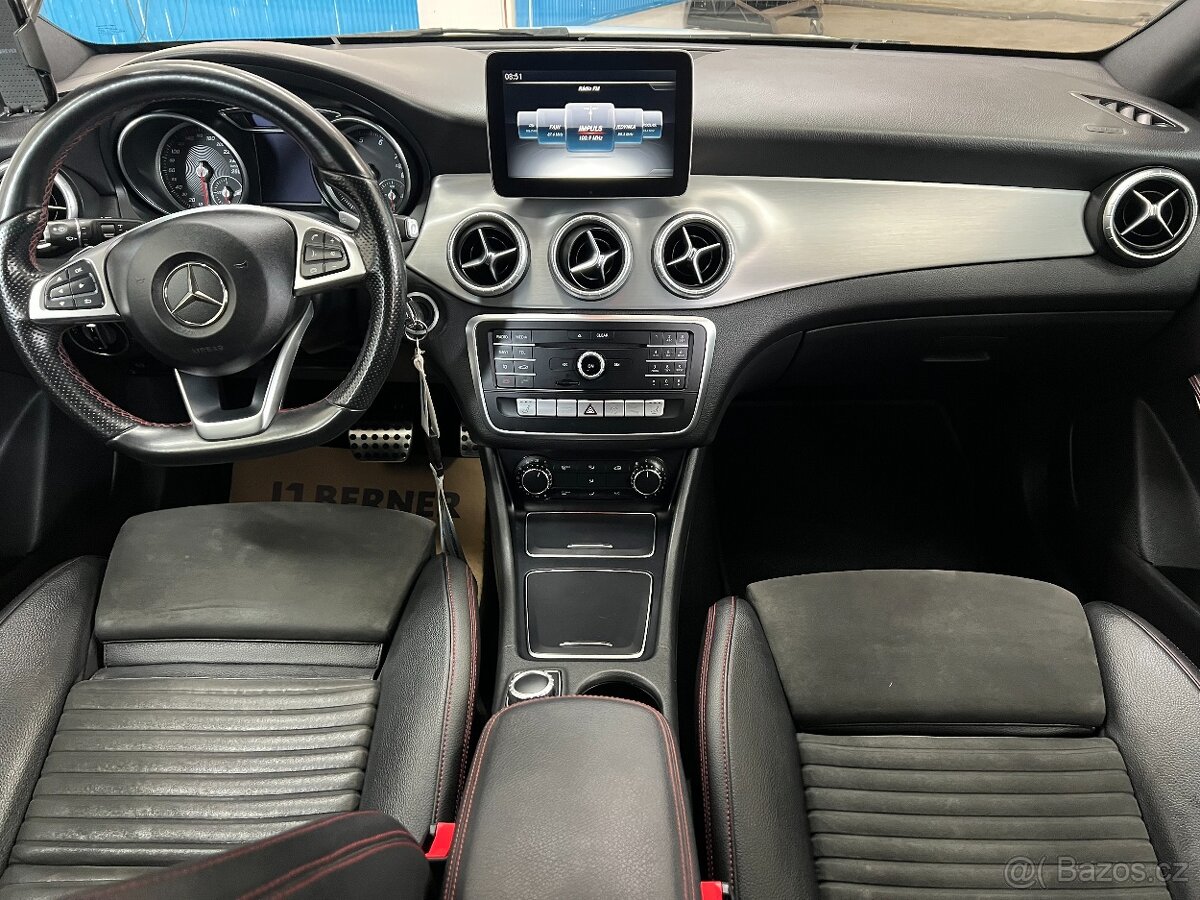 Mercedes-Benz CLA 180 AMG SHOOTING BRAKE KŮŽE NAVI KAMERA TZ - 11